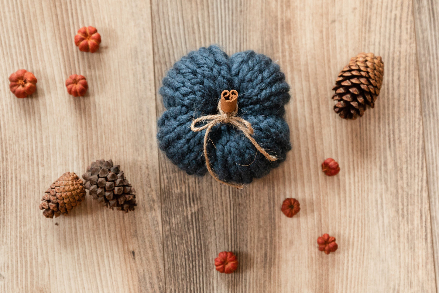 Knit pumpkins | Mini knit pumpkins for fall farmhouse decor