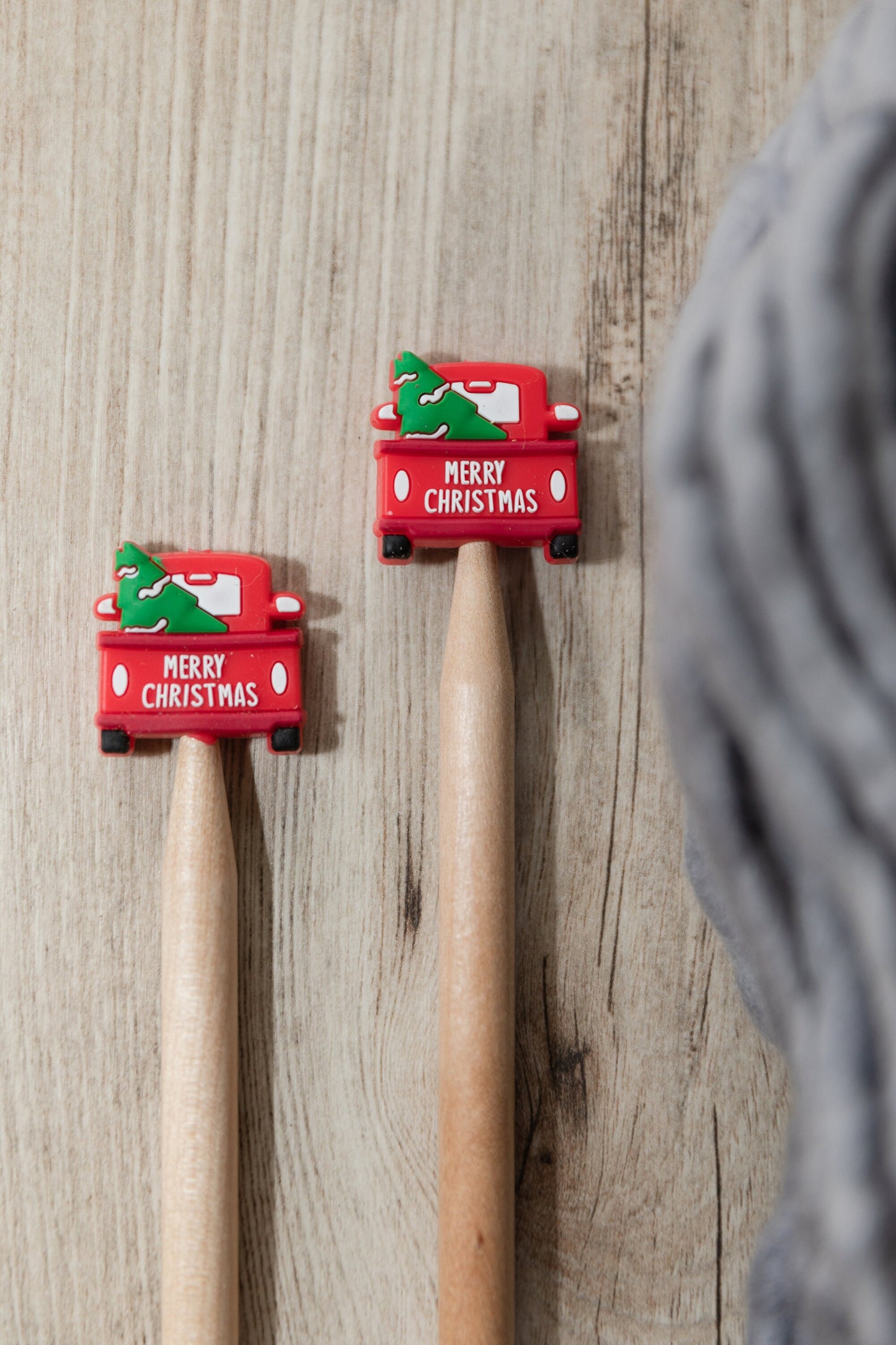 Christmas stitch stoppers | Knitting notions Merry Christmas | Red truck with Christmas tree stitch stopper