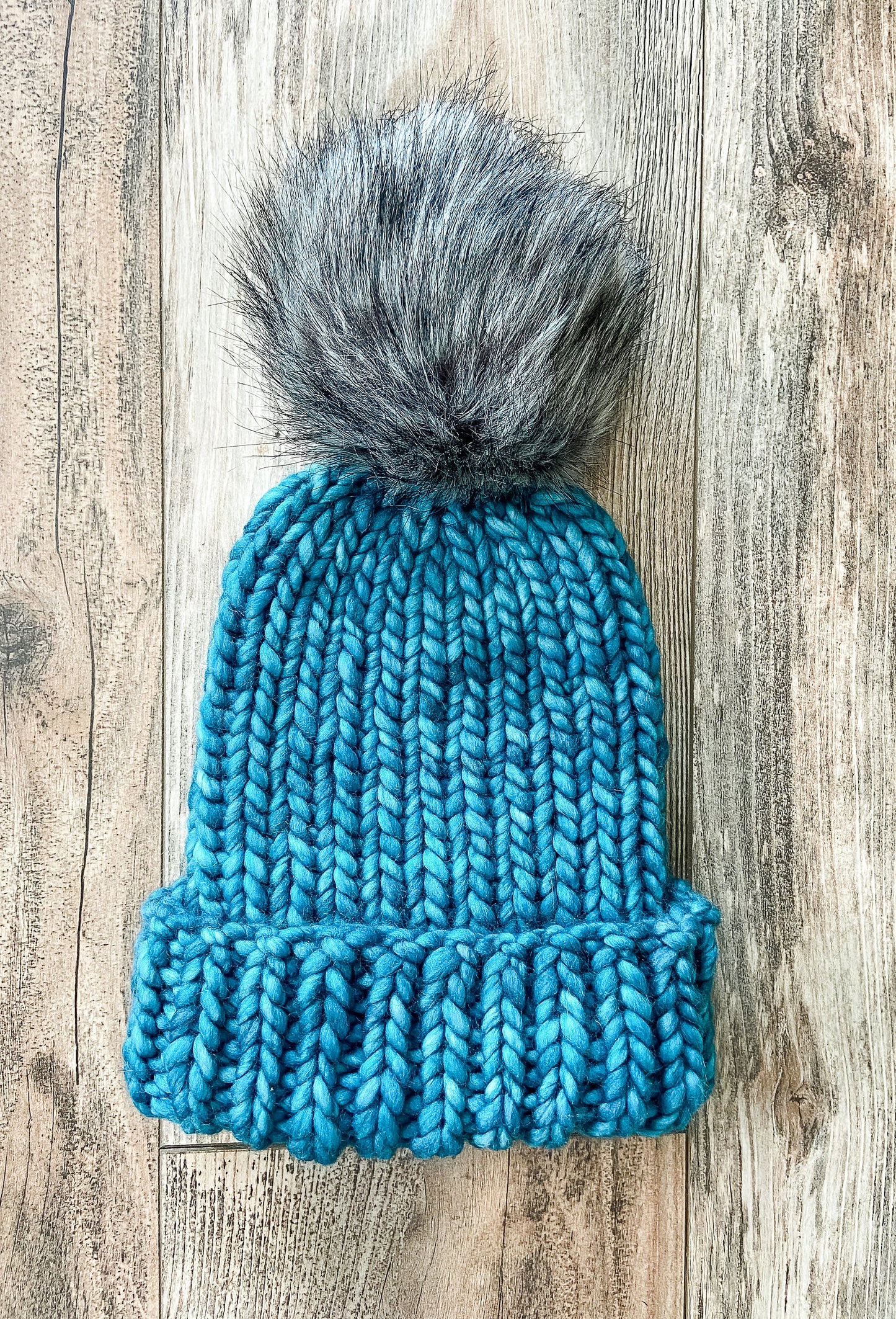 Merino Wool knit hat | Roll-up brim Luxury Beanie made of 100% merino wool hand-dyed yarn