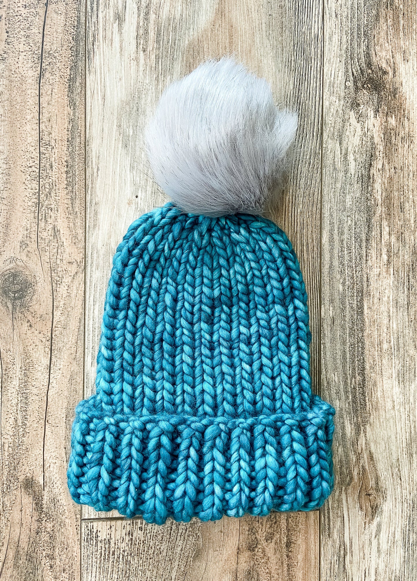 Merino Wool knit hat | Roll-up brim Luxury Beanie made of 100% merino wool hand-dyed yarn
