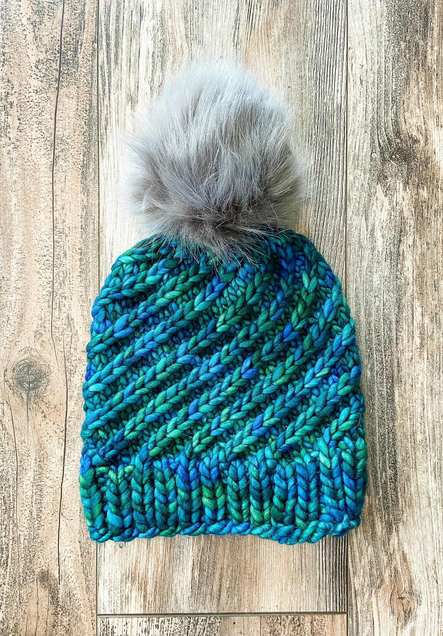 Merino Wool knit hat | Swirl pattern Luxury Beanie made of 100% merino wool hand-dyed yarn