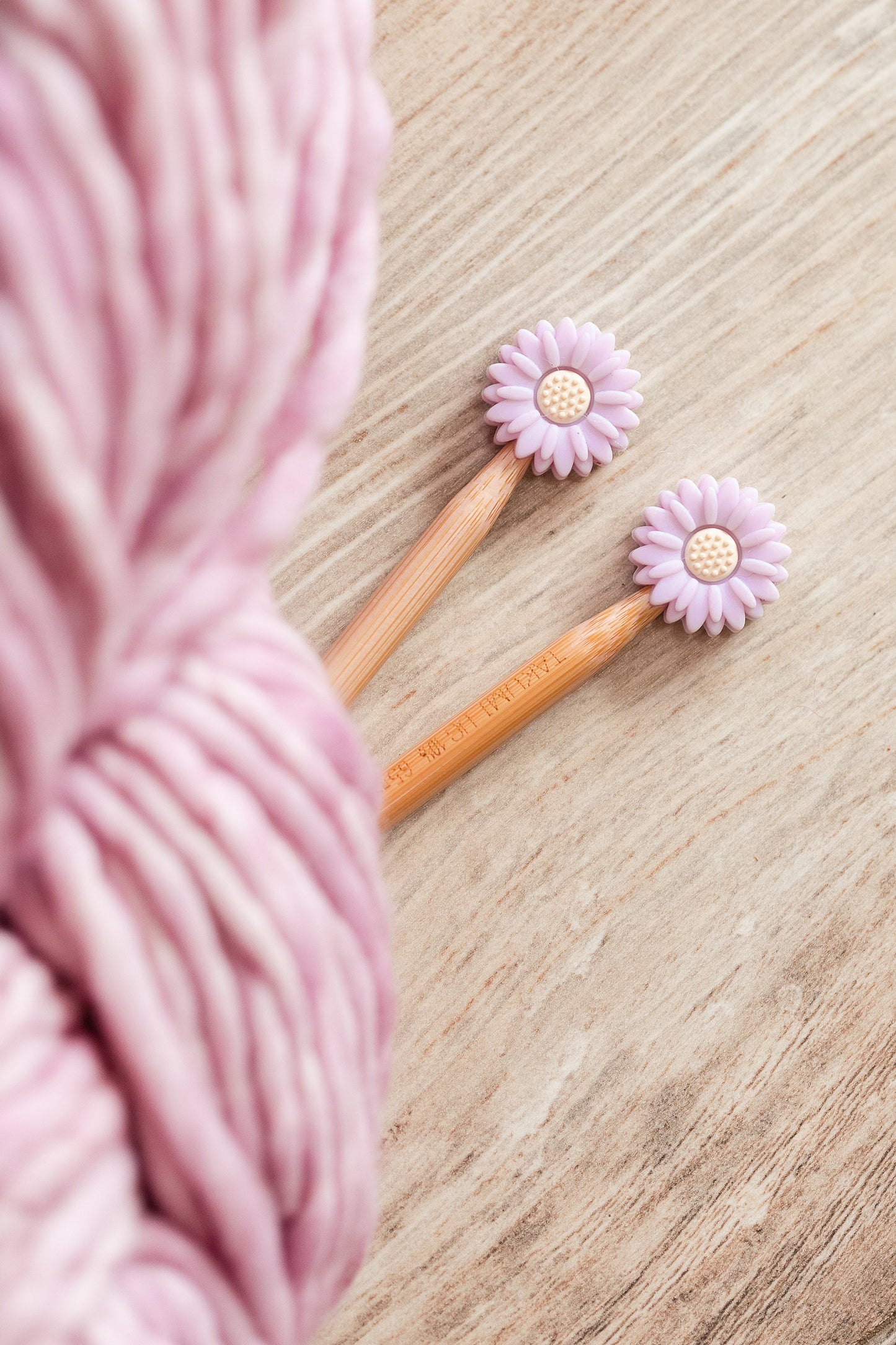 Sunflower stitch stoppers | Knitting notions daisy./sunflower stitch stoppers