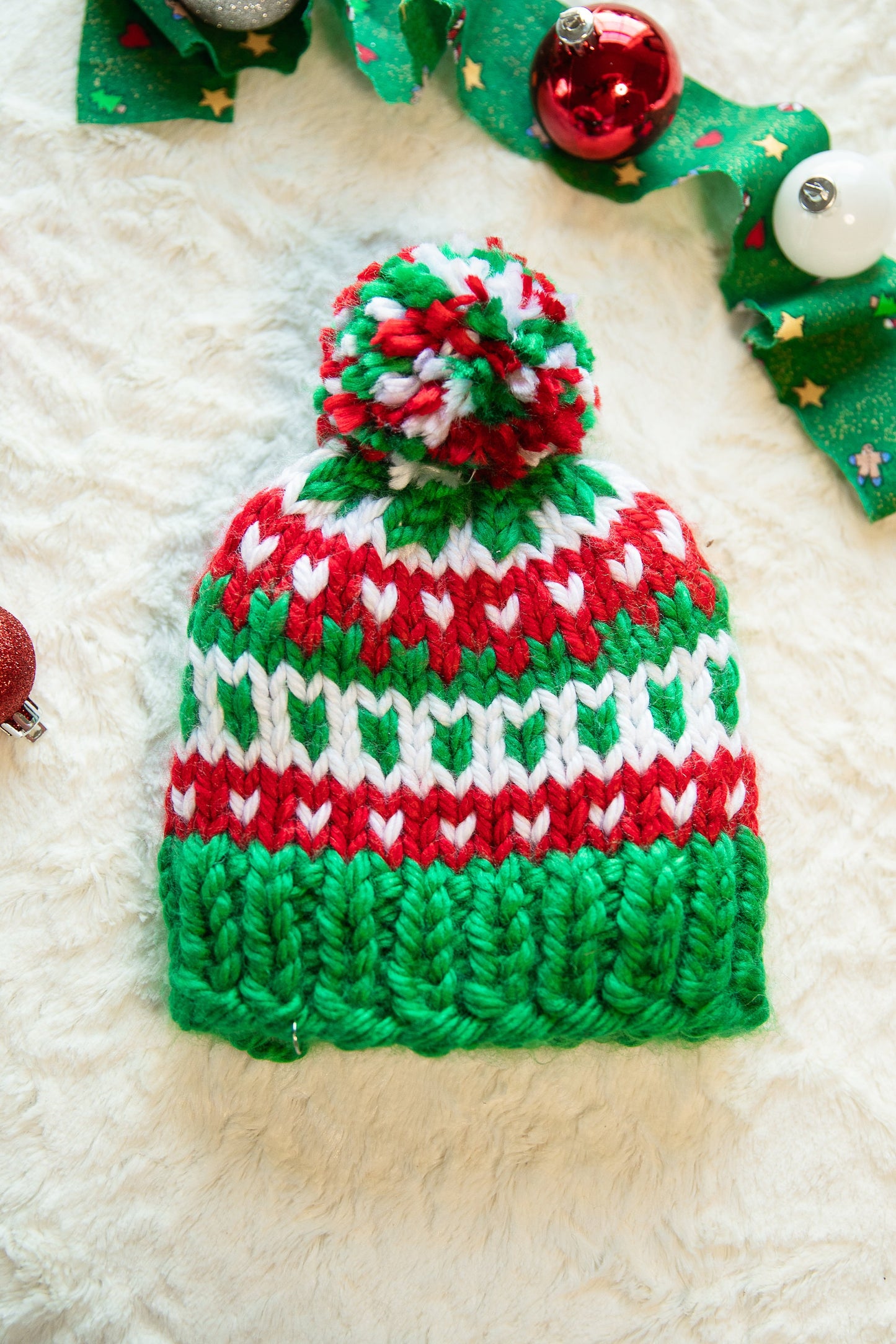 Baby Christmas hat | Knit Christmas beanie| Holiday outfit | Cozy Red & White Striped Christmas Hat| Crochet Christmas hat